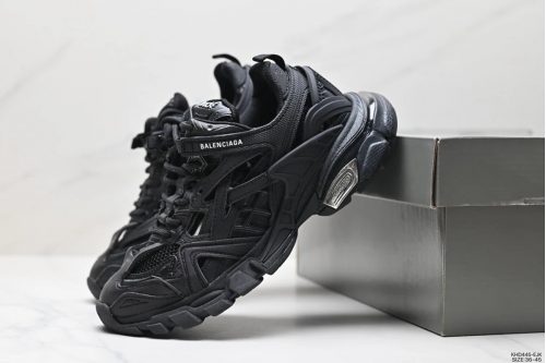 Balenciaga Track chunky Sneakers Black