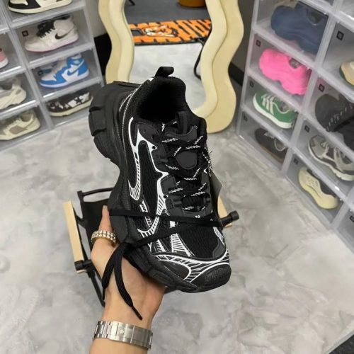 Balenciaga Defender chunky sneakers Black and White
