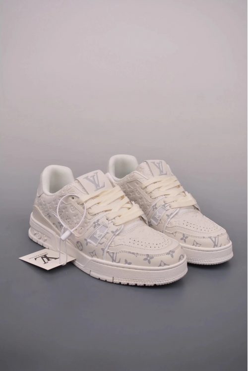Louis Vuitton LV Trainer Sneaker Chunky Low Top Sneakers White