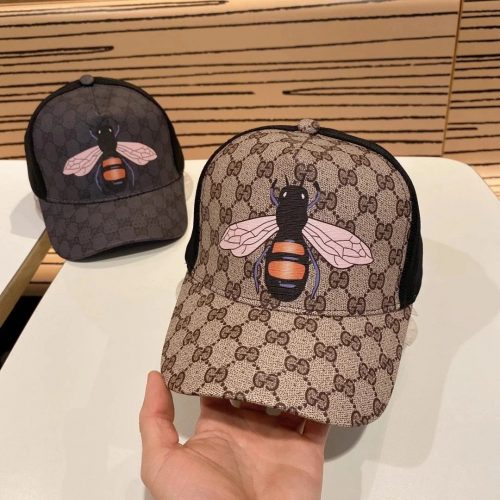 Gucci GG Supreme Bee Baseball Cap Monogram Mesh Hat Beige and Black