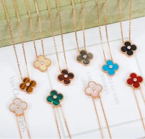 Van Cleef & Arpels VCA Vintage Alhambra Pendant Elegant Necklace Multicolor