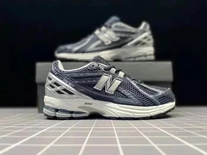 06