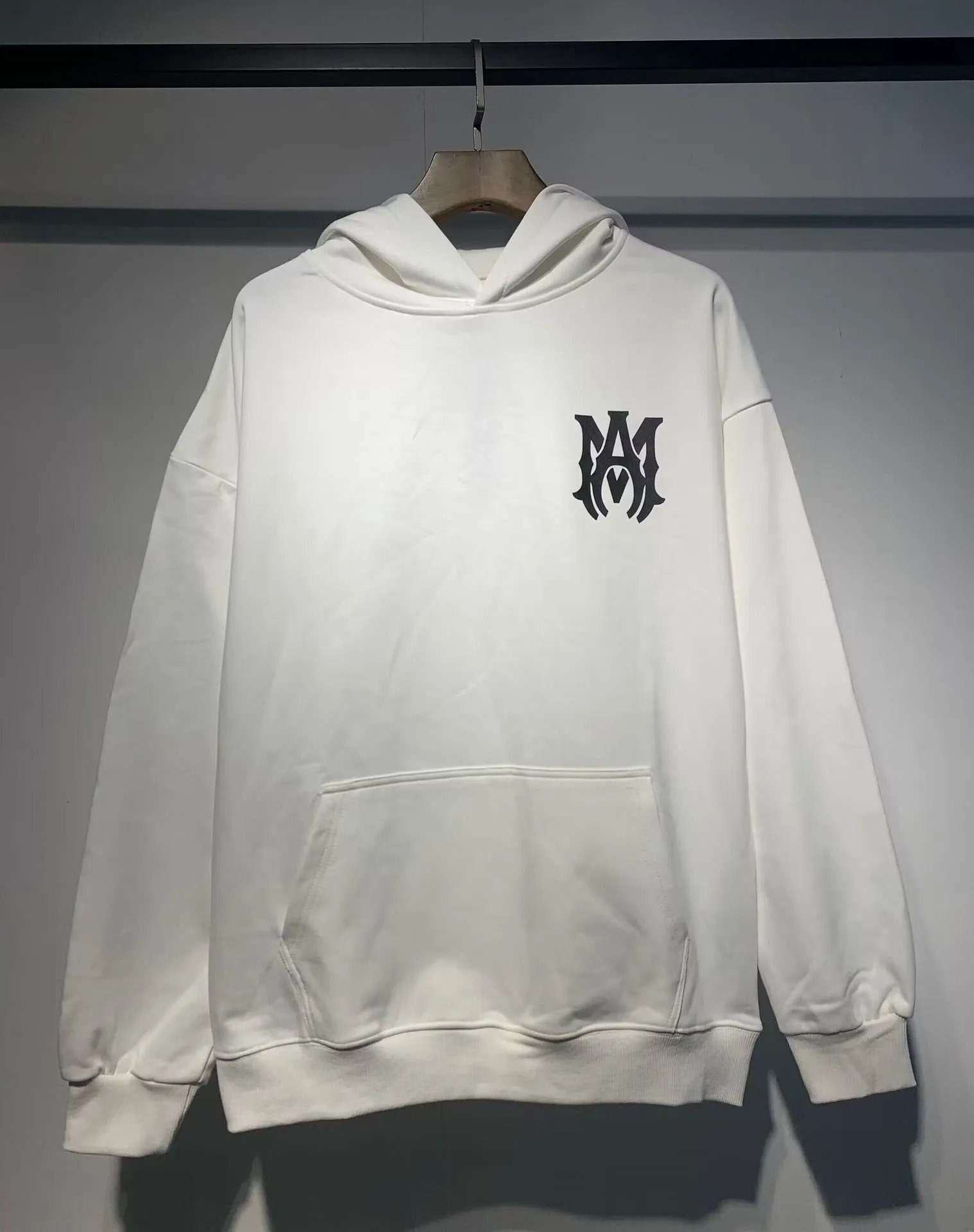 856 白色