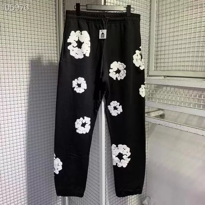 黑色裤子