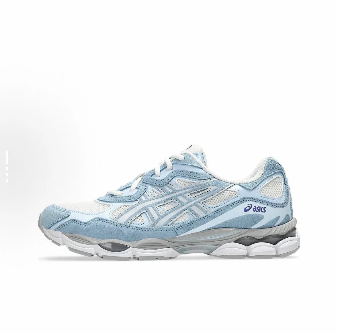 浅蓝色