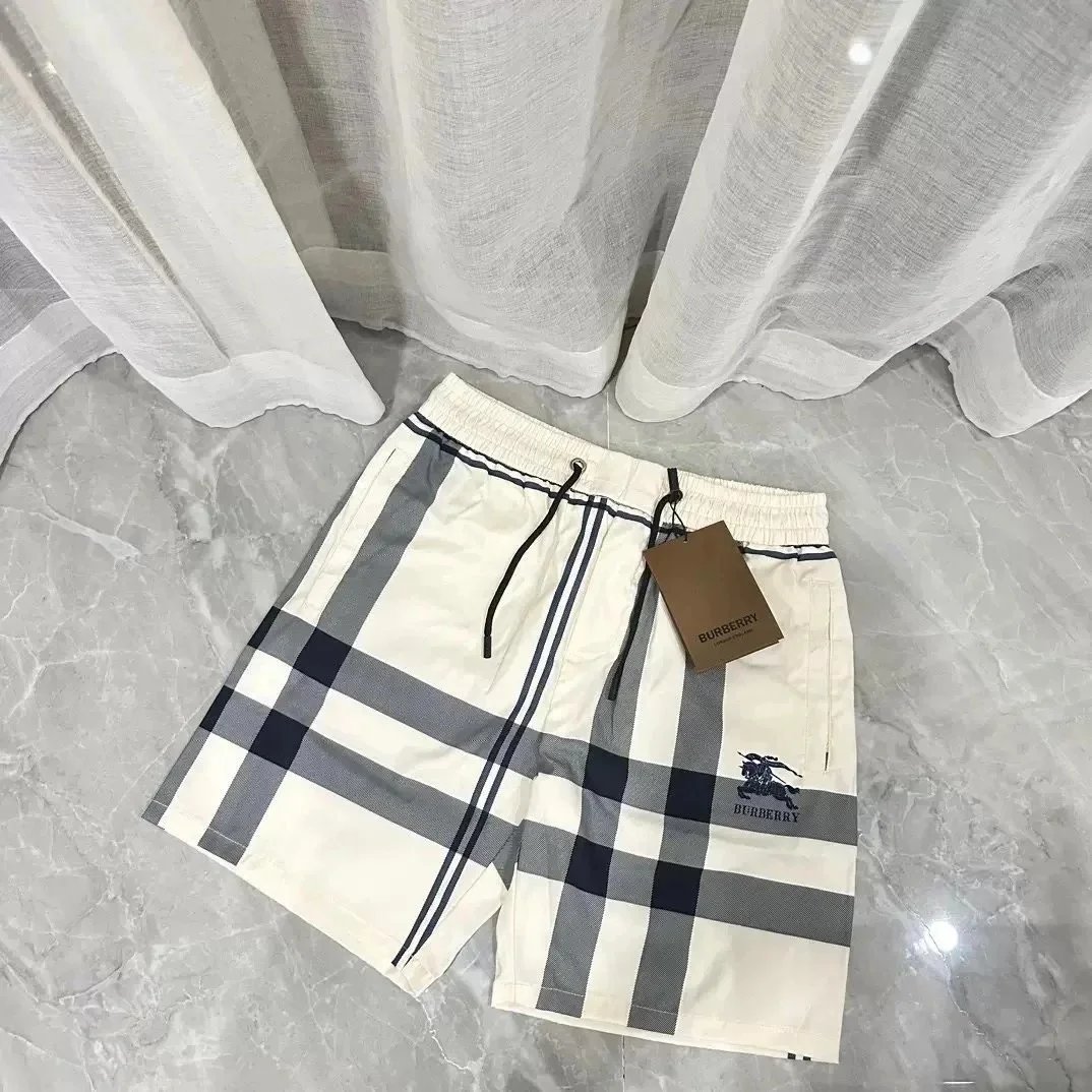 Burberry 03