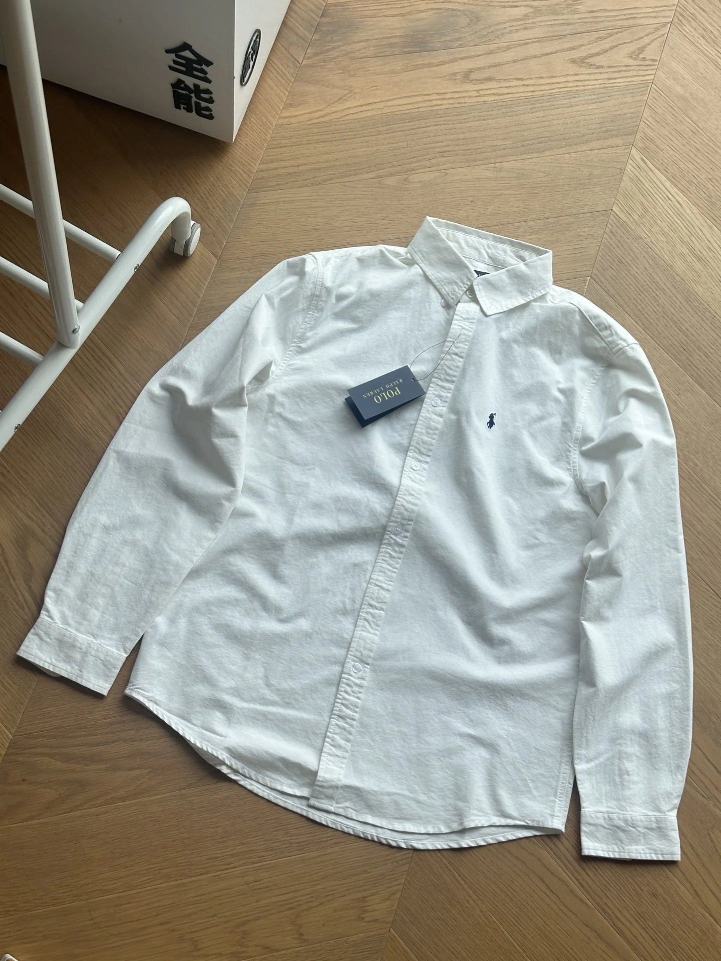 白色