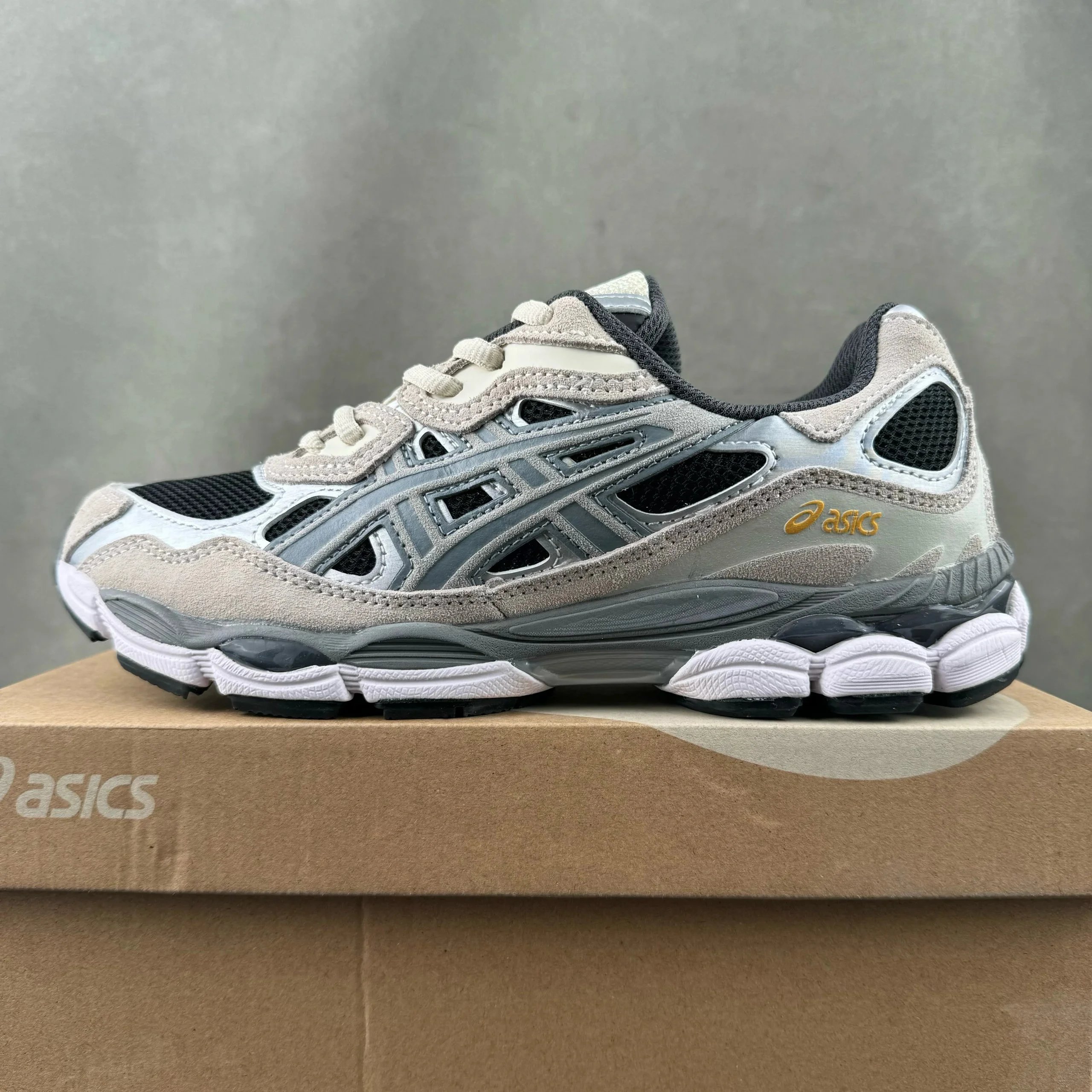 1201A789-001